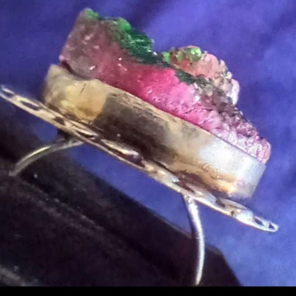 My grandma's beautiful old ring this ring is 65 years old